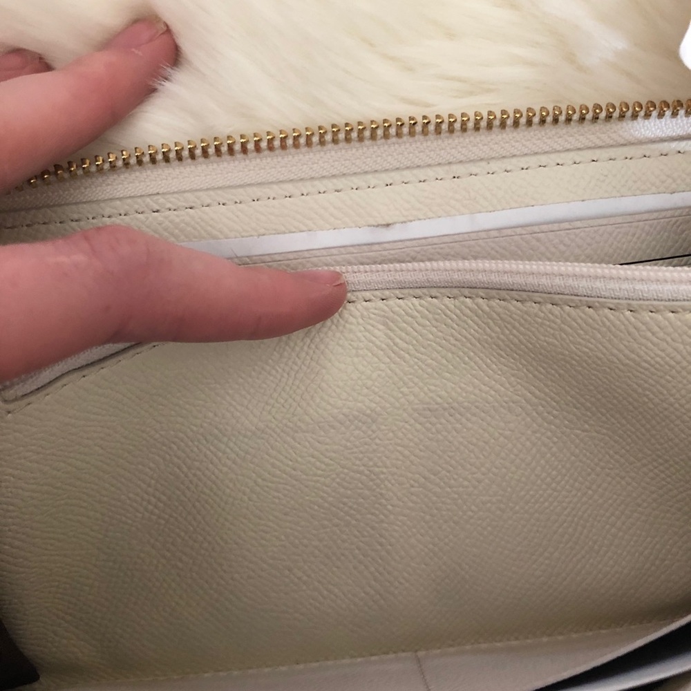 Wallet - Picture 6 of 8